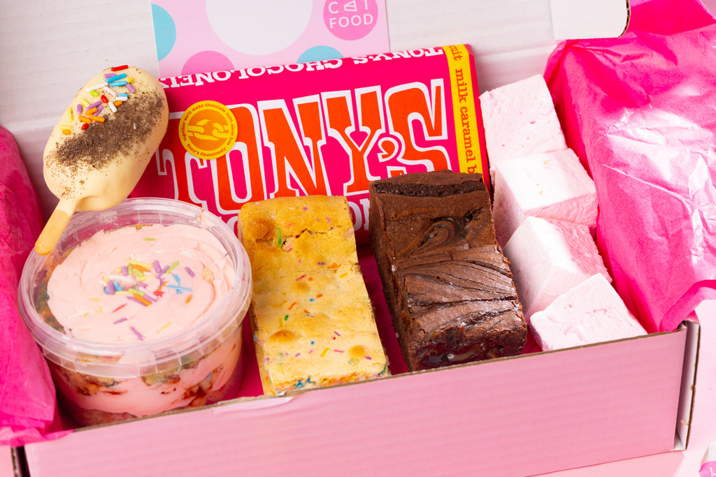 Vanilla Funfetti Birthday Gift Box - Cat Food Cakes